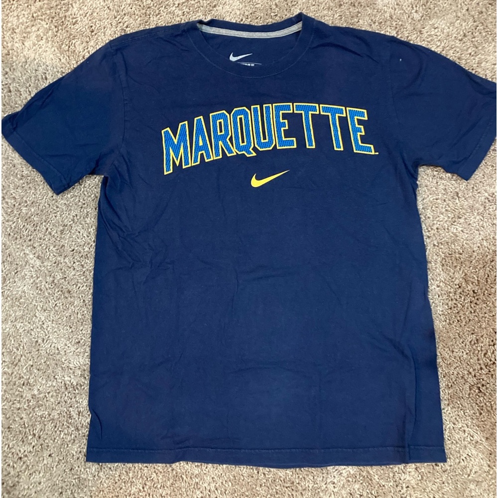 Marquette basketball T Nike comfort fit Med
